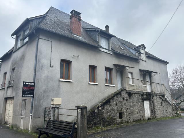 Maison 10 pièces 180 m²