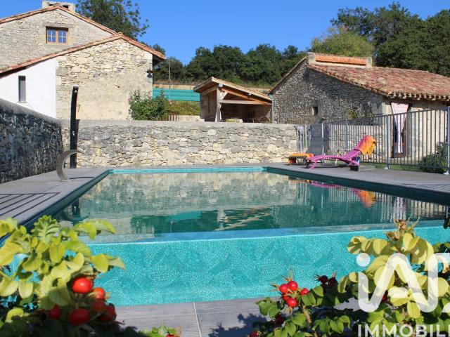 Maison 10 pièces 180 m²