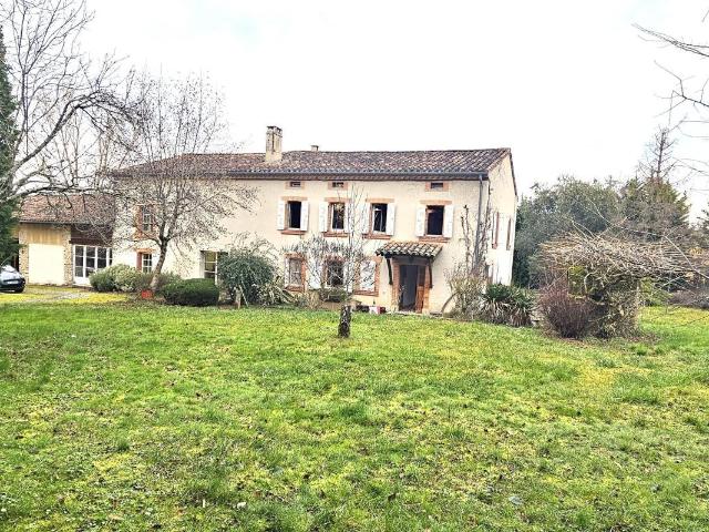 Maison 10 pièces 180 m²