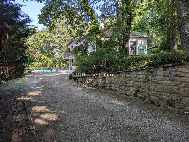 Maison 10 pièces 182 m²