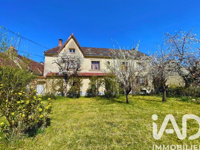 Maison 10 pièces 187 m²