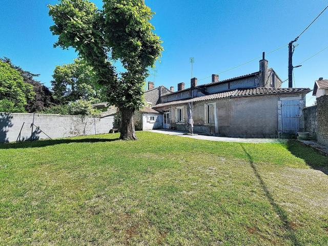 Maison 10 pièces 187 m²