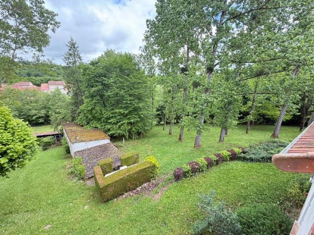 Maison 10 pièces 184 m²