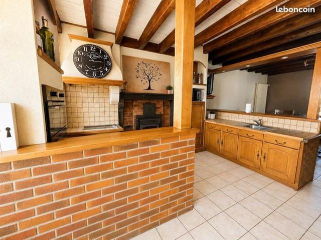 Maison 10 pièces 185 m²