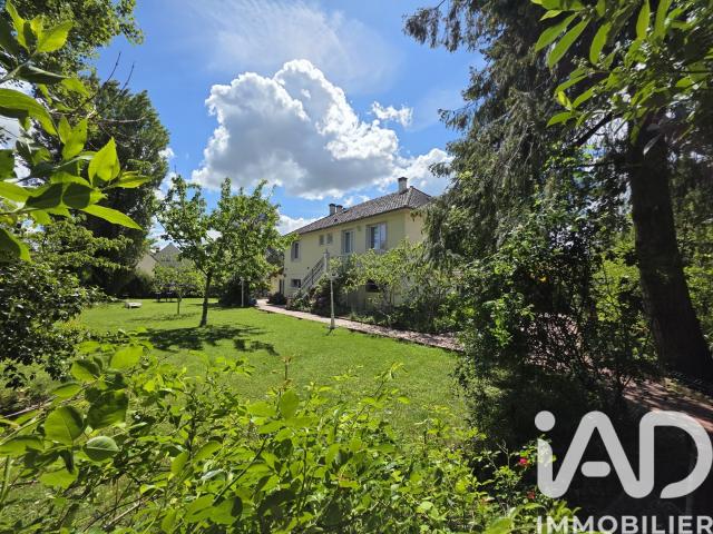 Maison 10 pièces 186 m²