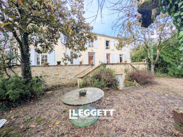 Maison 10 pièces 189 m²