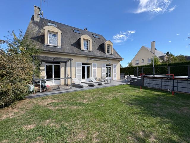 Maison 10 pièces 193 m²