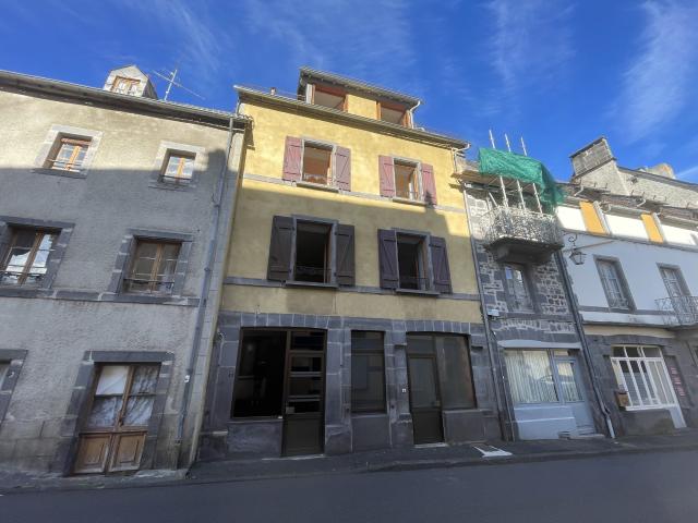 Maison 10 pièces 191 m²