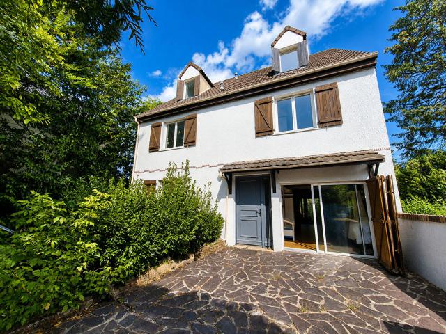 Maison 10 pièces 192 m²