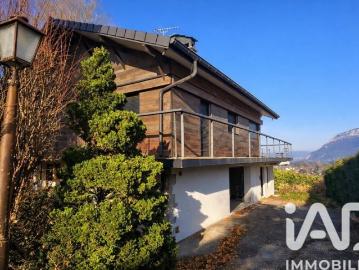 Maison 10 pièces 197 m²