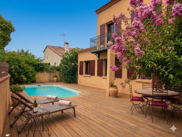 Maison 10 pièces 195 m²