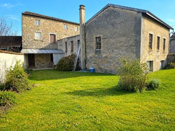 Maison 10 pièces 195 m²