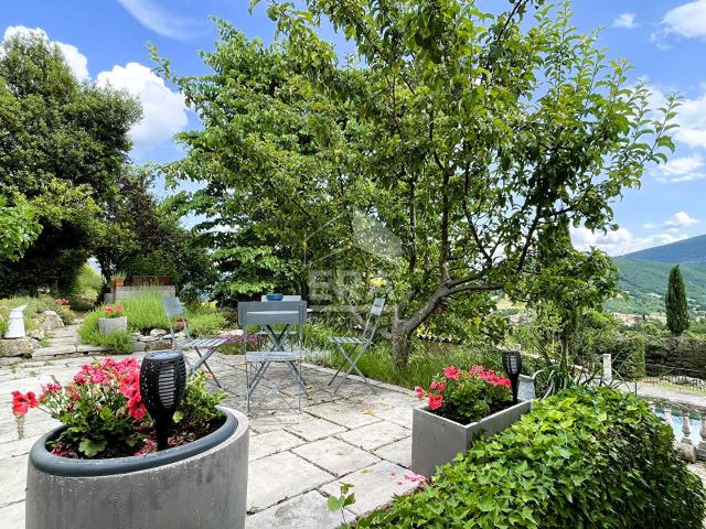 Maison 10 pièces 195 m²