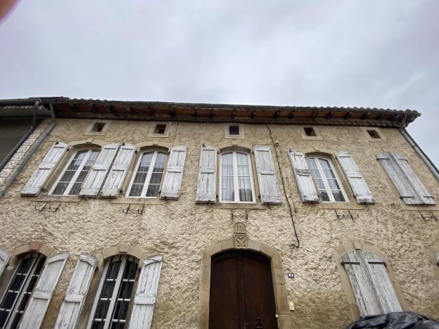 Maison 10 pièces 198 m²