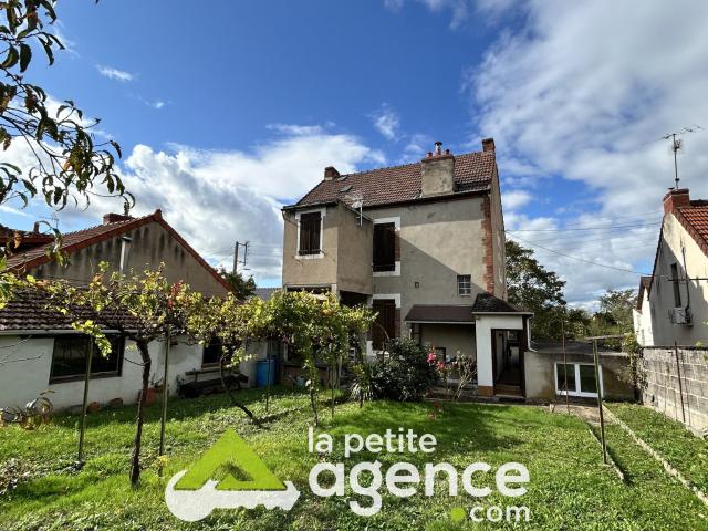 Maison 10 pièces 111 m²