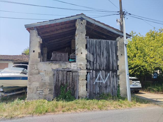 Maison 10 pièces 137 m²