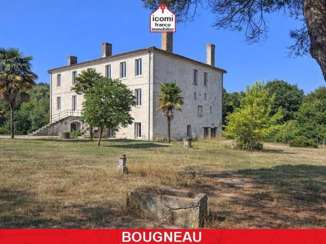 Maison 10 pièces 1 000 m²