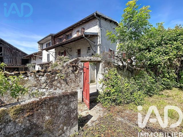 Maison 10 pièces 240 m²