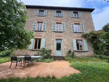 Maison 10 pièces 240 m²
