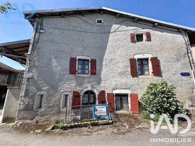 Maison 10 pièces 240 m²