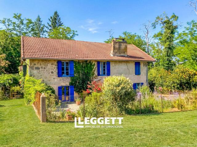Maison 10 pièces 240 m²