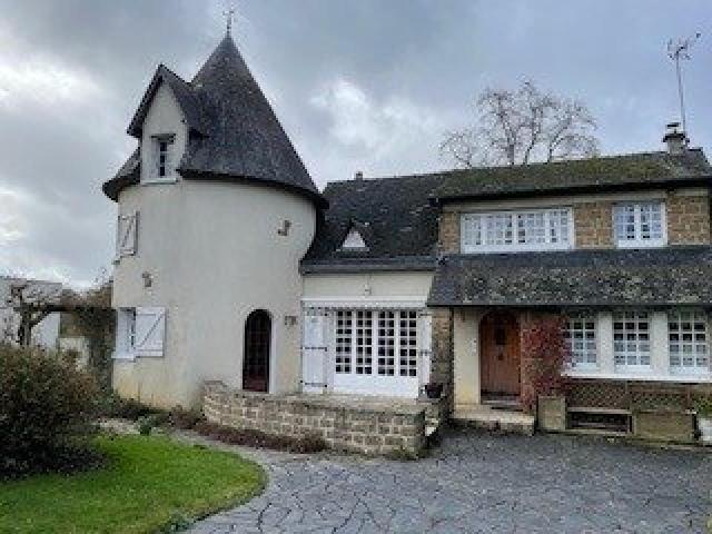 Maison 10 pièces 240 m²