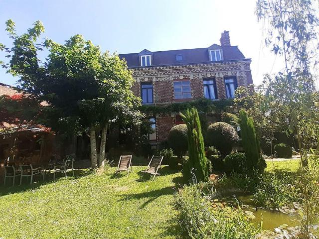Maison 10 pièces 301 m²