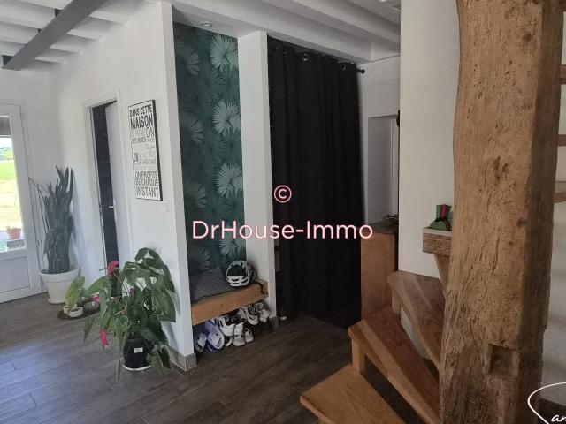 Maison 10 pièces 241 m²