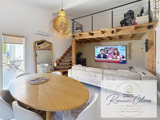 Maison 10 pièces 244 m²