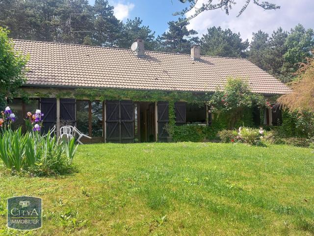 Maison 10 pièces 245 m²