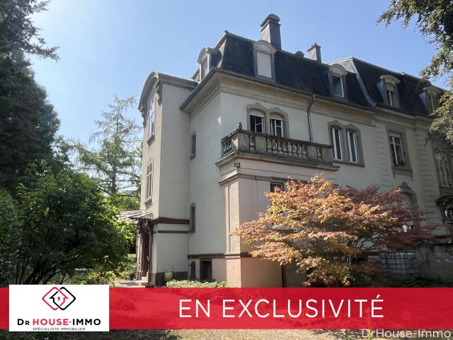 Maison 10 pièces 245 m²