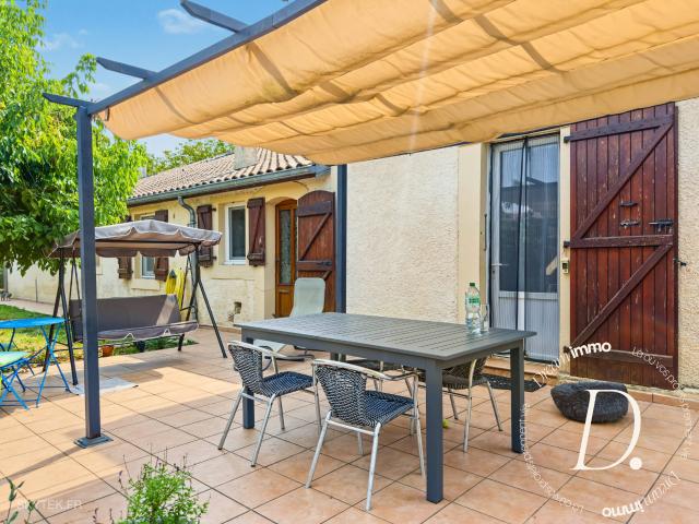 Maison 10 pièces 245 m²