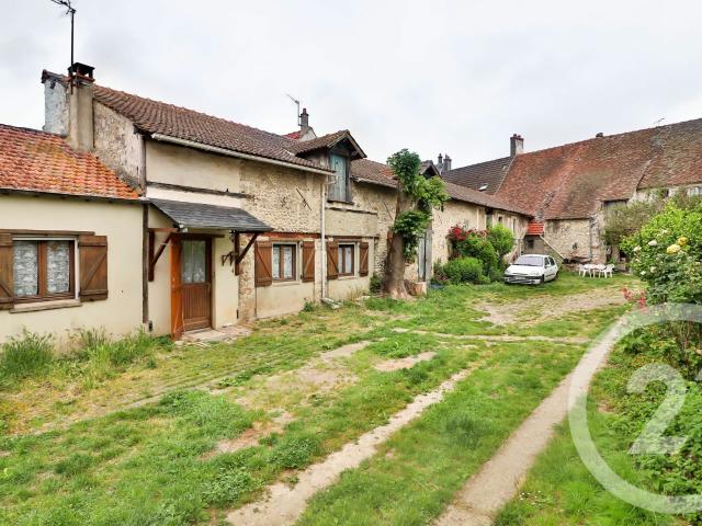 Maison 10 pièces 245 m²