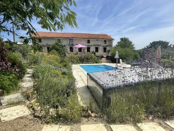 Maison 10 pièces 248 m²