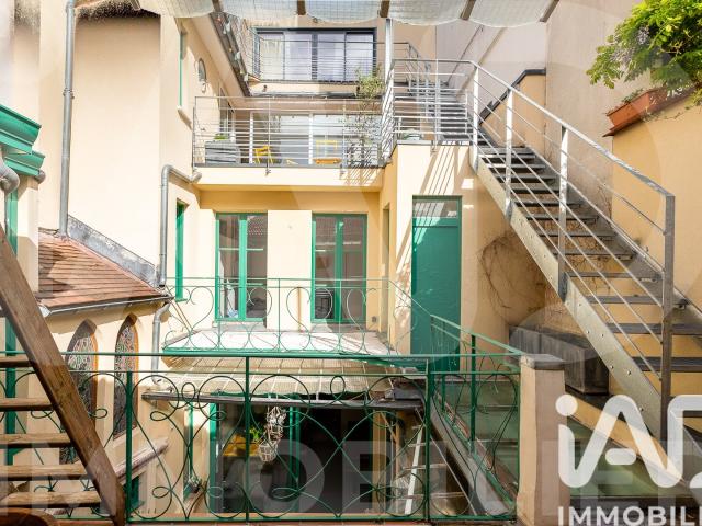 Maison 10 pièces 248 m²