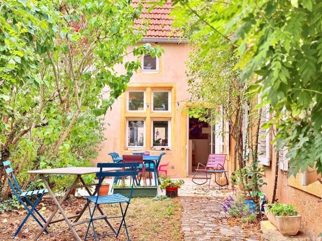 Maison 10 pièces 248 m²