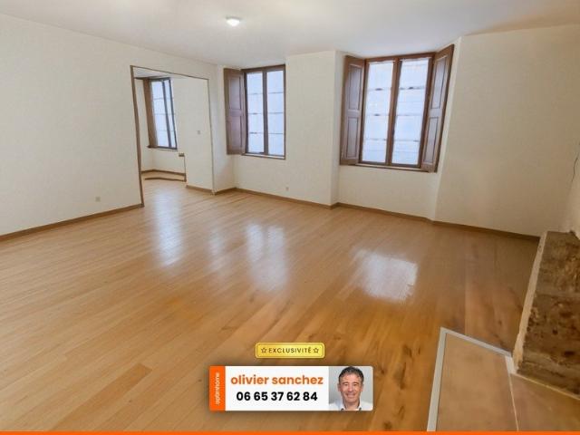Maison 10 pièces 248 m²