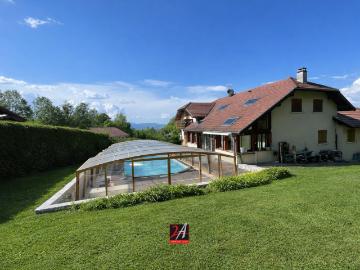 Maison 10 pièces 248 m²