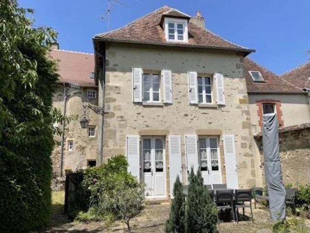 Maison 10 pièces 250 m²