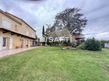 Maison 10 pièces 250 m²