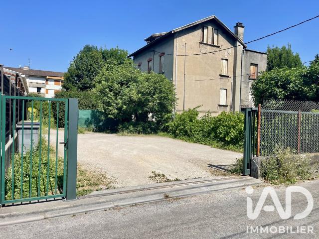 Maison 10 pièces 250 m²