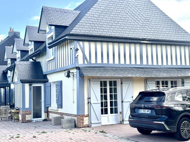 Maison 10 pièces 250 m²