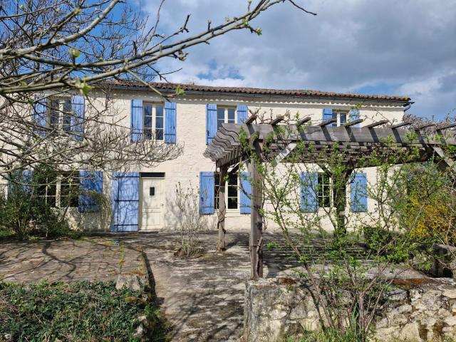 Maison 9 pièces 250 m²