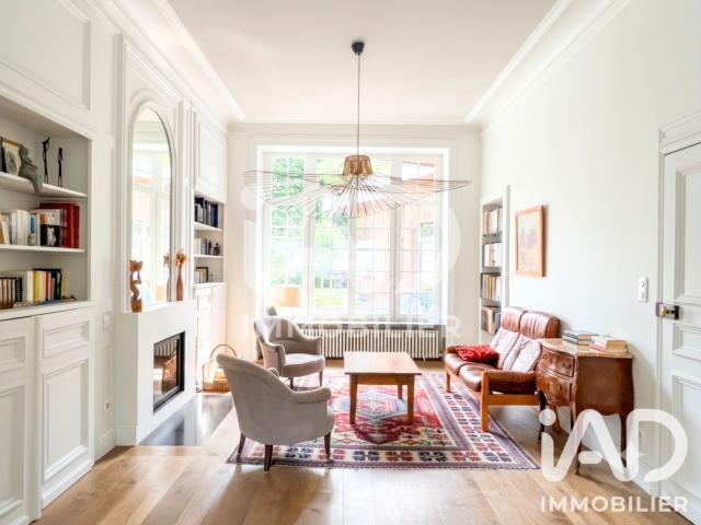Maison 10 pièces 250 m²