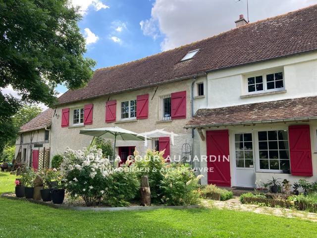 Maison 10 pièces 250 m²