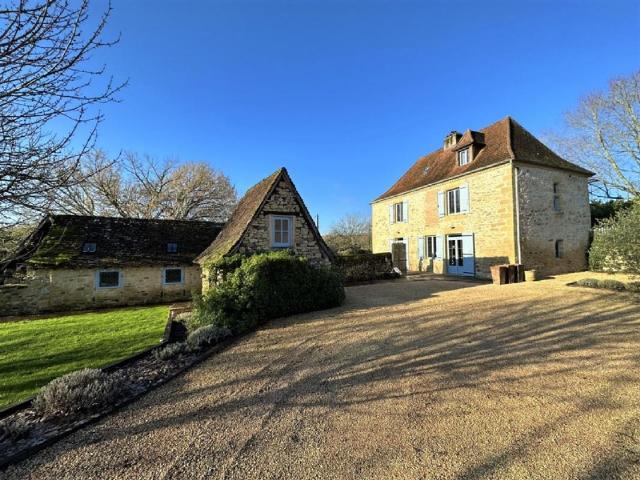 Maison 10 pièces 250 m²