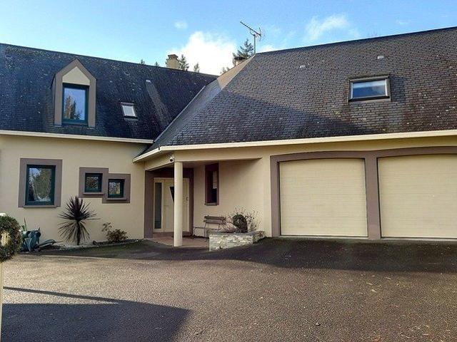 Maison 10 pièces 250 m²