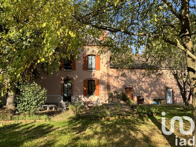 Maison 10 pièces 252 m²