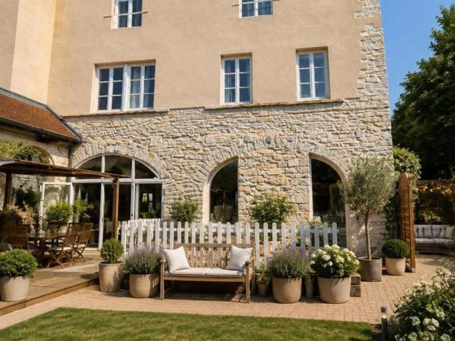 Maison 10 pièces 257 m²