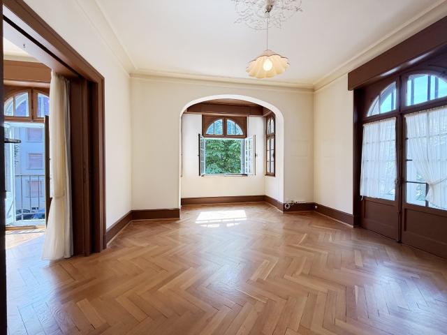 Maison 10 pièces 257 m²